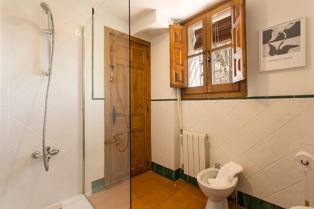 Casa Tipica Del Albaicin Con Interior De Diseno Villa Granada Bagian luar foto