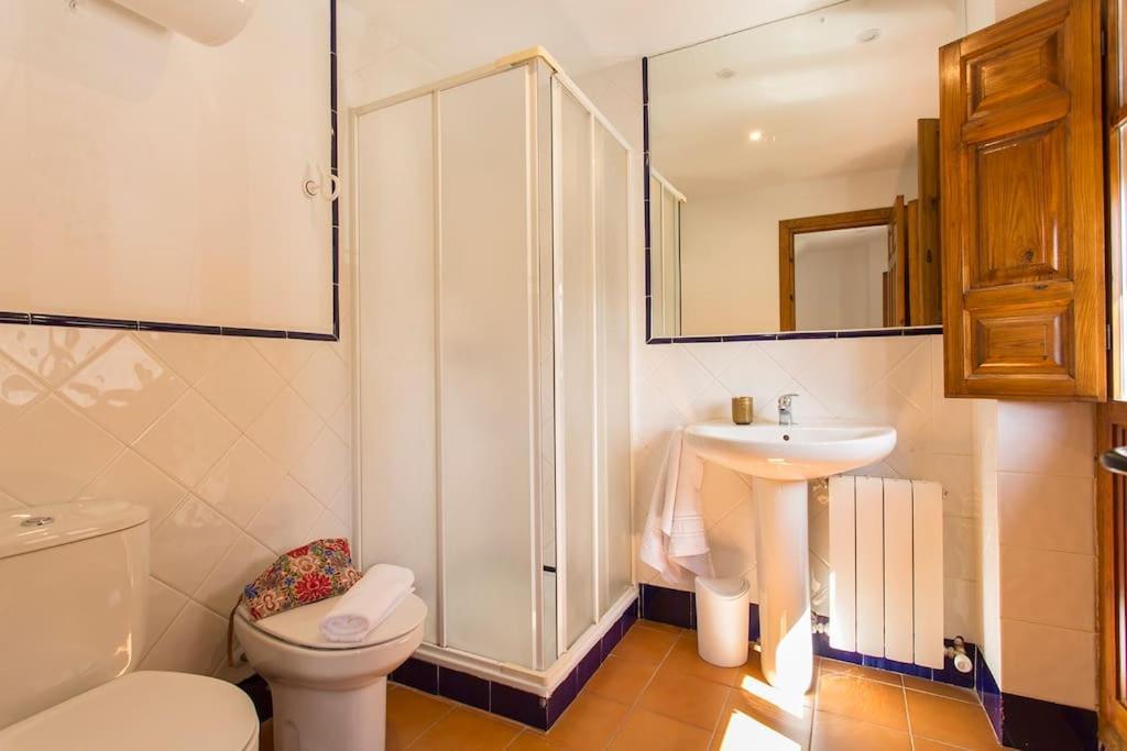 Casa Tipica Del Albaicin Con Interior De Diseno Villa Granada Bagian luar foto